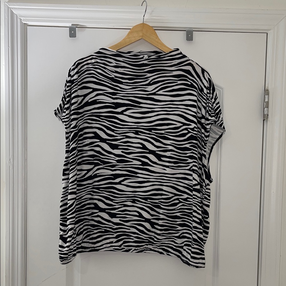 Bar III Black and White Zebra Print T-Shirt
